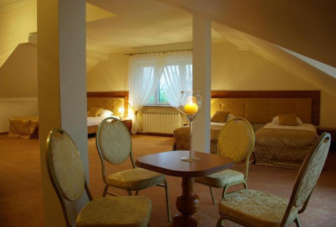 Villa Anna Tarnobrzeg Zimmer foto